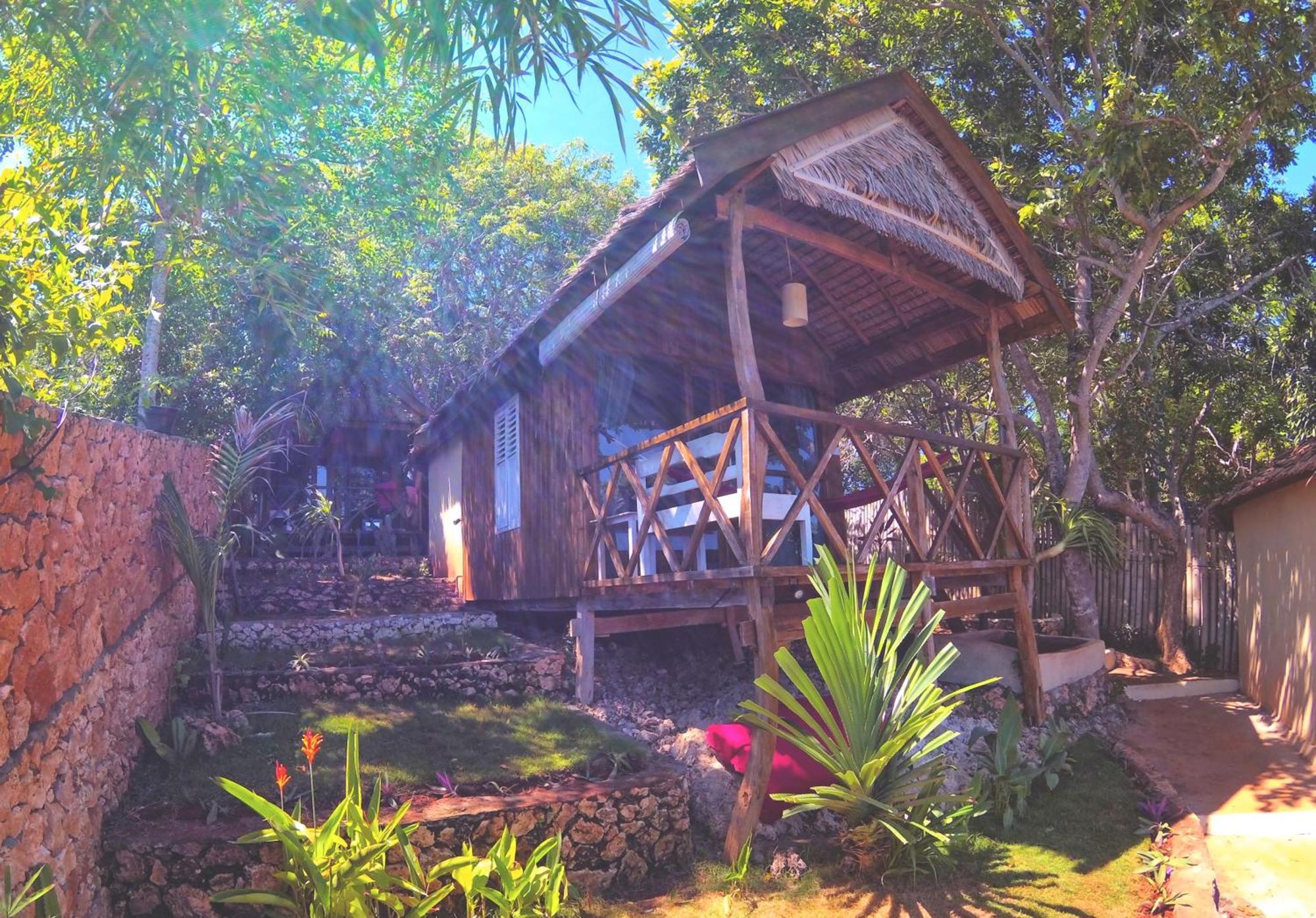 Cosmos Bungalows Bira Extérieur photo
